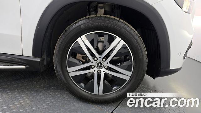 Mercedes-Benz GLE-Class GLE300d 4MATIC