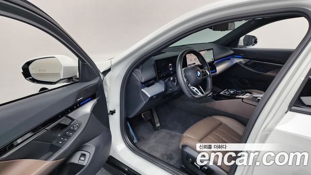 BMW 5-Series 520i M Sport