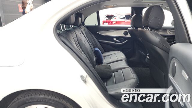 Mercedes-Benz E-Class E300 Avantgarde
