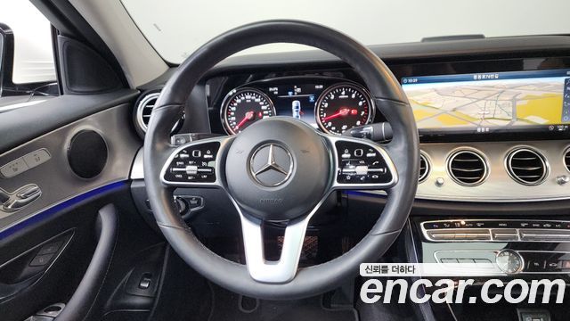 Mercedes-Benz E-Class E300 Avantgarde