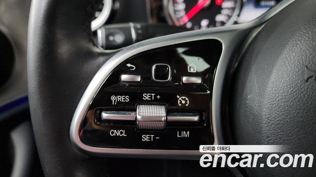 Mercedes-Benz E-Class E300 Avantgarde