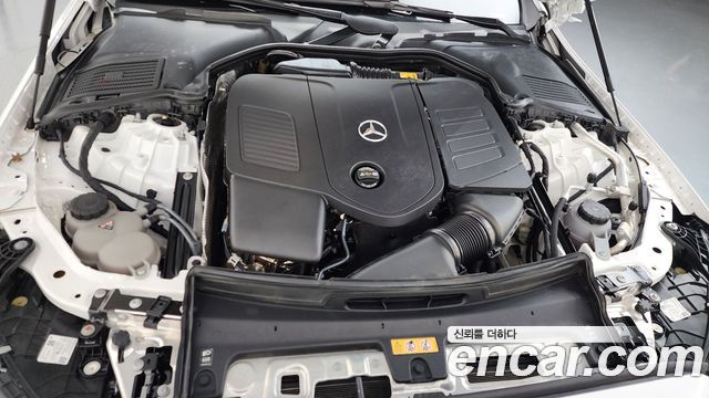 Mercedes-Benz C-Class C300 4MATIC AMG Line
