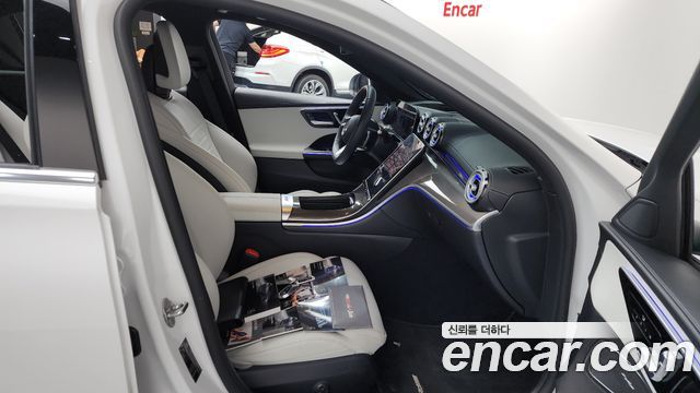 Mercedes-Benz C-Class C300 4MATIC AMG Line