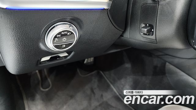Mercedes-Benz C-Class C300 4MATIC AMG Line