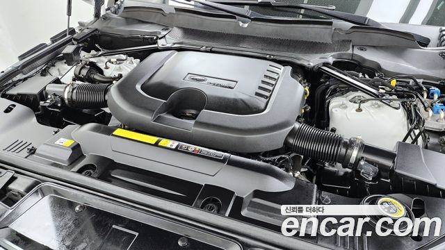 Land Rover Range Rover Sport D300 HSE Dynamic