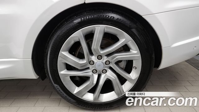 Land Rover Range Rover Sport D300 HSE Dynamic