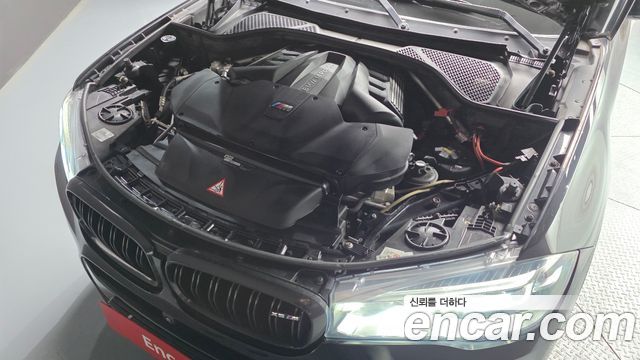 BMW X5M 4.4