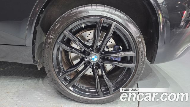 BMW X5M 4.4