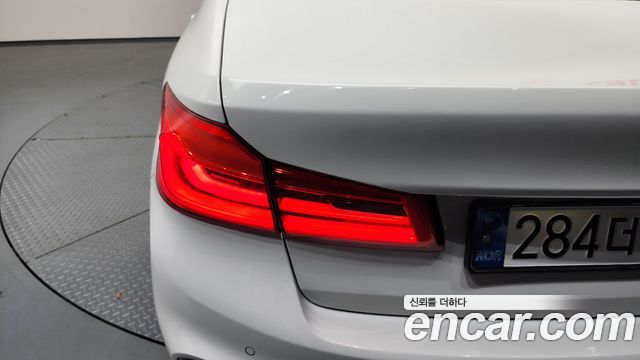 BMW 5-Series 520i M Sport