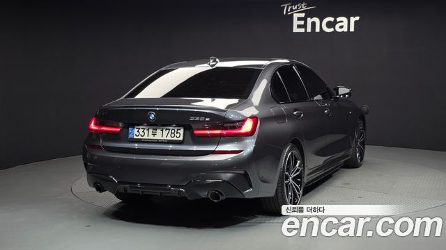 BMW 3-Series 330e M Sport