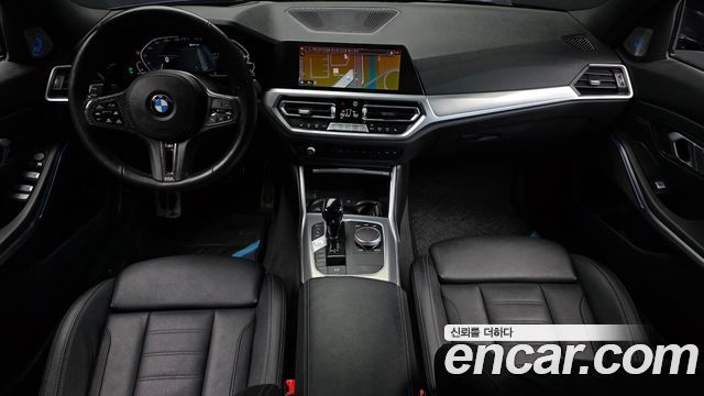 BMW 3-Series 330e M Sport