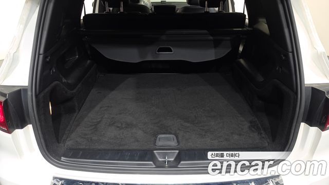 Mercedes-Benz GLB-Class GLB220