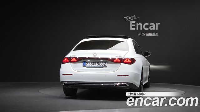 Mercedes-Benz E-Class E200 Avantgarde