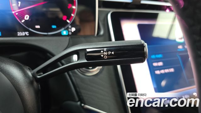 Mercedes-Benz E-Class E200 Avantgarde