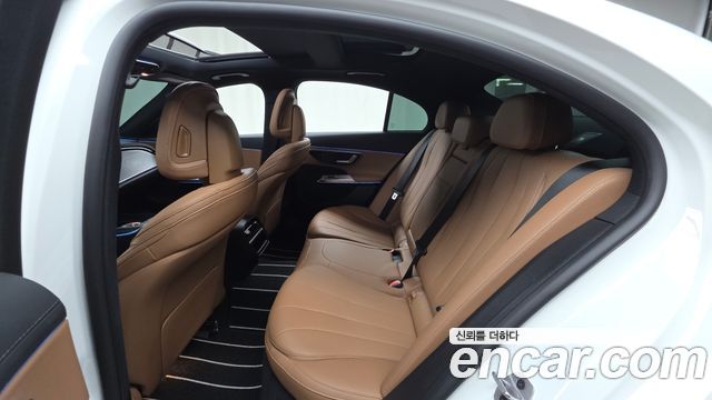 Mercedes-Benz E-Class E200 Avantgarde