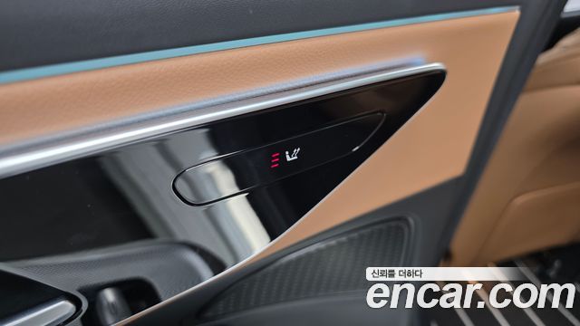 Mercedes-Benz E-Class E200 Avantgarde