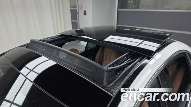 Mercedes-Benz E-Class E200 Avantgarde