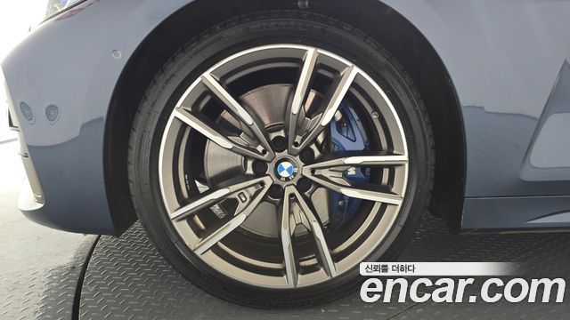 BMW 4-Series M440i xDrive Coupe