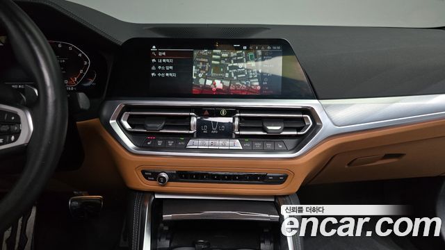 BMW 4-Series M440i xDrive Coupe