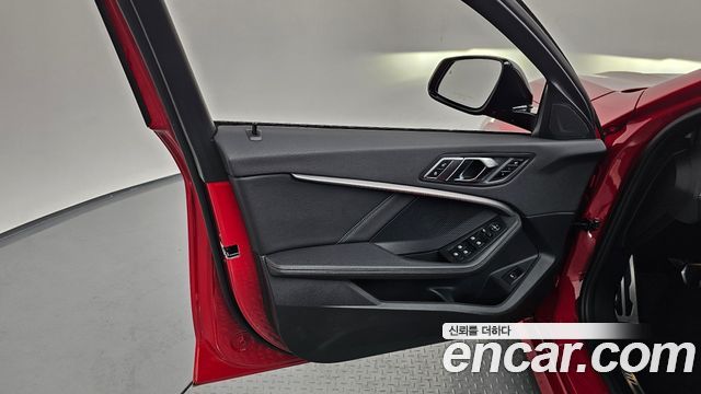 BMW 1-Series M135i xDrive Prism
