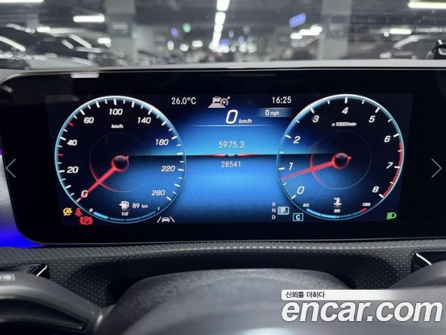 Mercedes-Benz CLA-Class CLA250 4MATIC