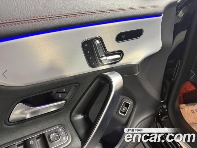 Mercedes-Benz CLA-Class CLA250 4MATIC