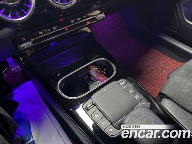 Mercedes-Benz CLA-Class CLA250 4MATIC
