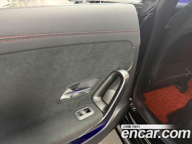 Mercedes-Benz CLA-Class CLA250 4MATIC