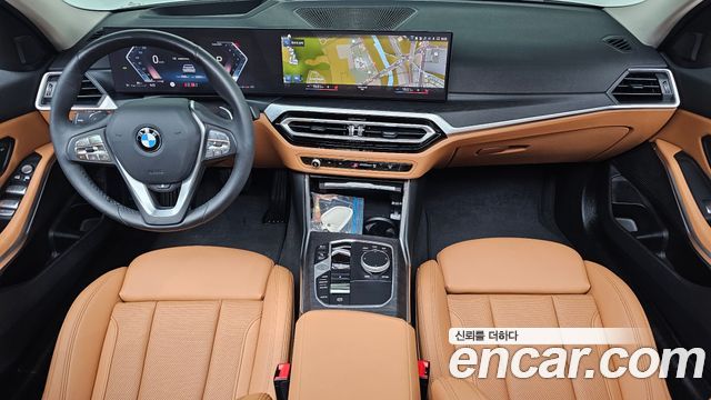 BMW 3-Series 320i