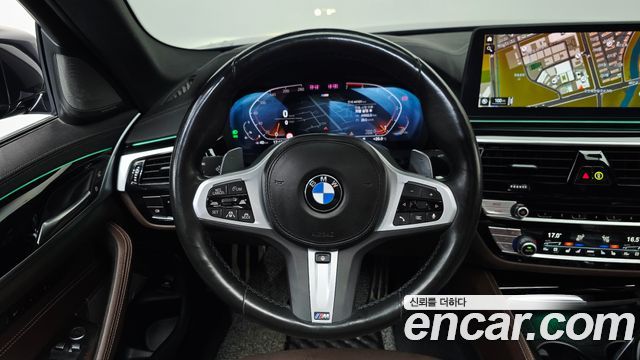 BMW 5-Series 530i xDrive M Sport Package