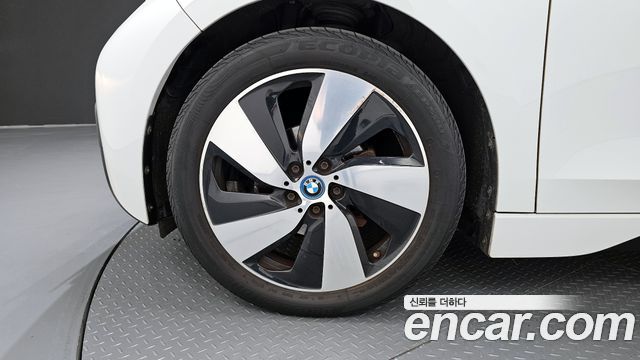 BMW i3 LUX