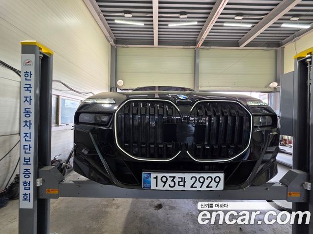 BMW 7-Series 740d xDrive M Sport