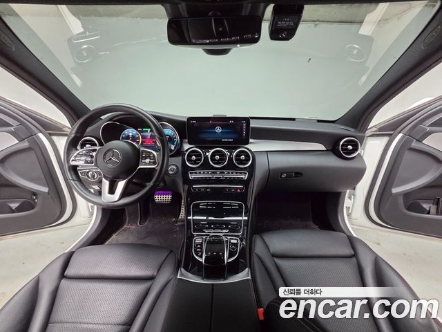 Mercedes-Benz C-Class C300e 4MATIC AMG Line