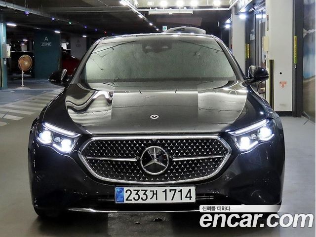 Mercedes-Benz E-Class E200 Avantgarde