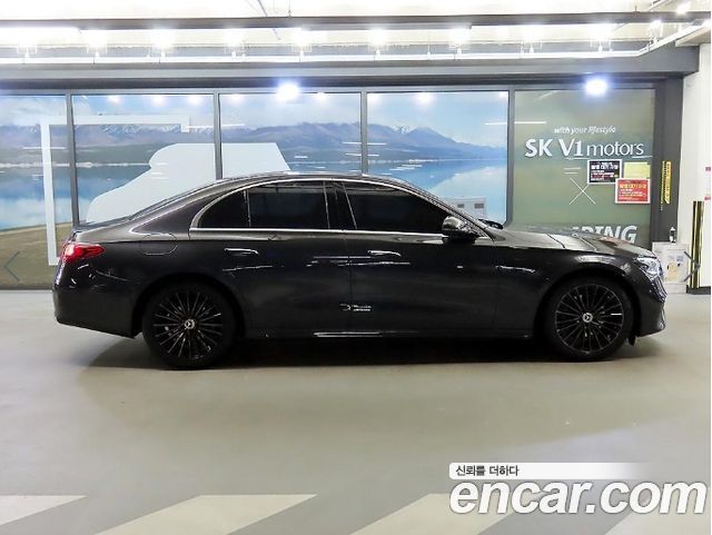 Mercedes-Benz E-Class E200 Avantgarde