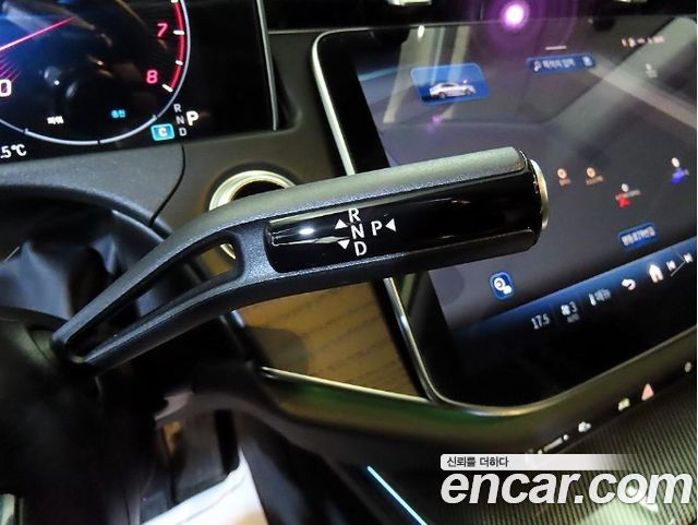 Mercedes-Benz E-Class E200 Avantgarde