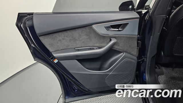 Audi Q8 45 TDI Quattro Premium