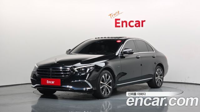 Mercedes-Benz E-Class E300e 4MATIC Exclusive