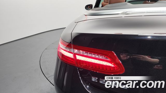 Mercedes-Benz E-Class E220d Cabriolet