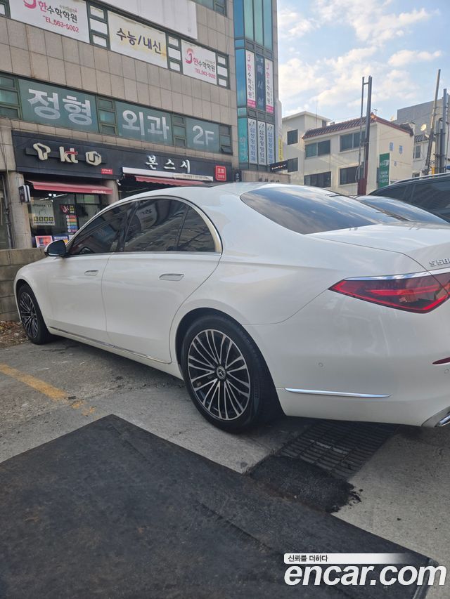Mercedes-Benz S-Class S350 d