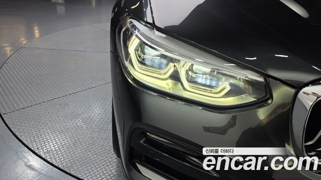 BMW X4 xDrive20i xLine