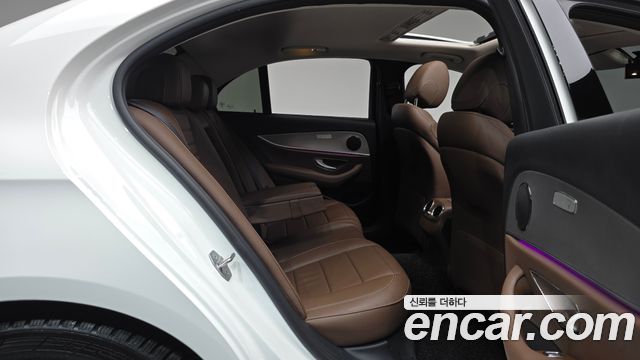 Mercedes-Benz E-Class E200 Avantgarde