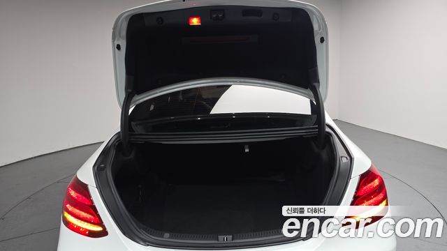 Mercedes-Benz E-Class E200 Avantgarde