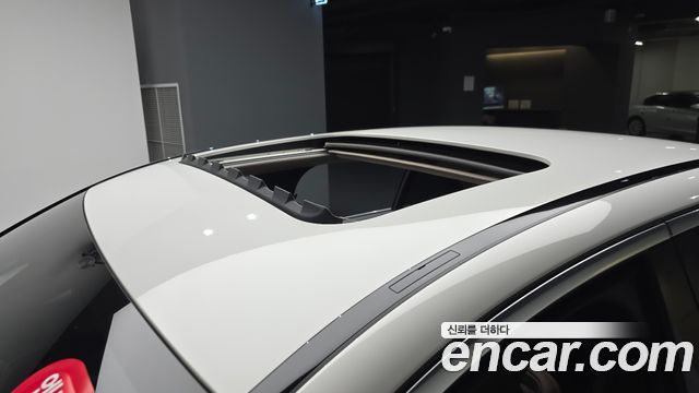 Mercedes-Benz E-Class E200 Avantgarde