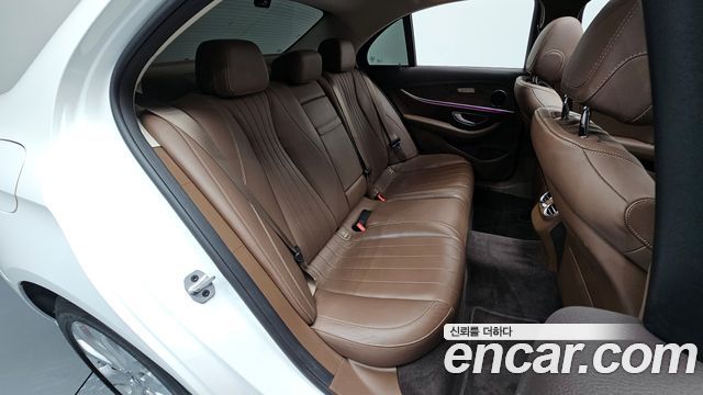 Mercedes-Benz E-Class E220d 4MATIC Exclusive