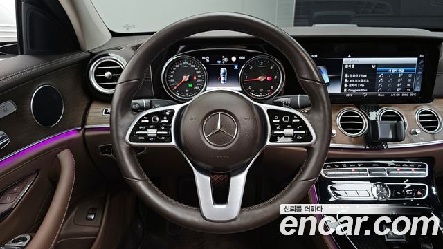 Mercedes-Benz E-Class E220d 4MATIC Exclusive