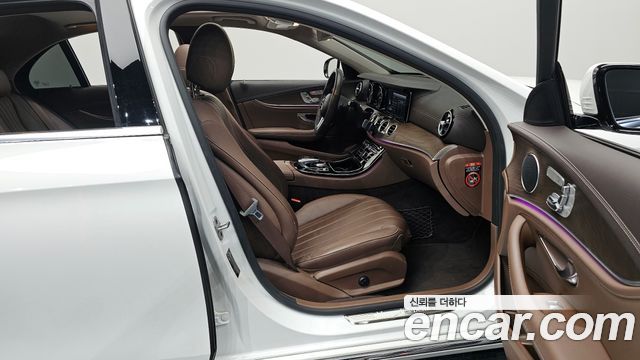 Mercedes-Benz E-Class E220d 4MATIC Exclusive