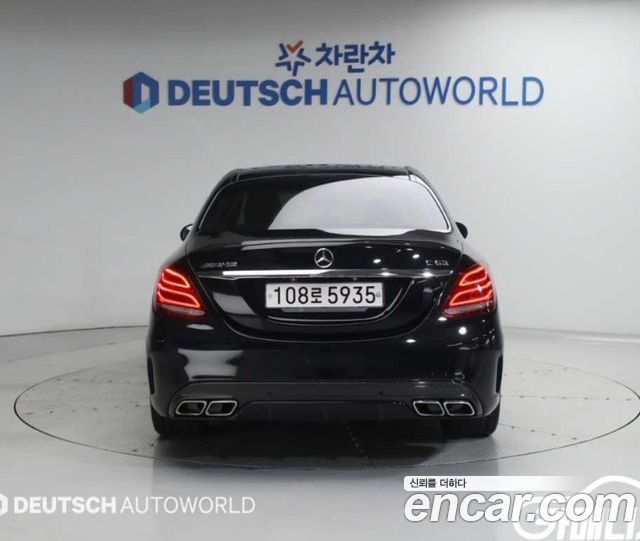 Mercedes-Benz C-Class C63 AMG