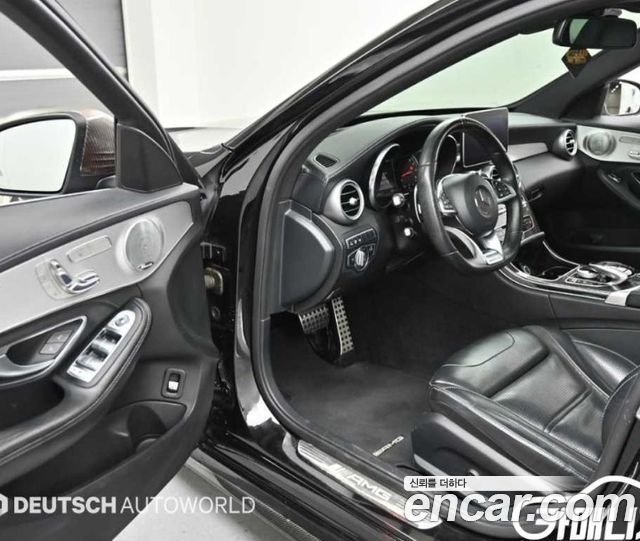 Mercedes-Benz C-Class C63 AMG