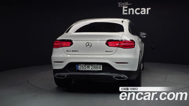 Mercedes-Benz GLC-Class GLC220 d 4MATIC Premium Coupe